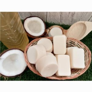 Pure Coconut Oil Bath Soap, 70g, Handmade for glowing Skin, Clear Skin | Chemical Free